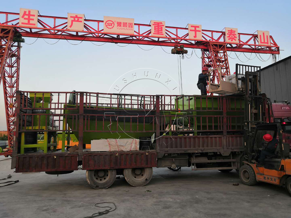 fertilizer machines loading and delivery